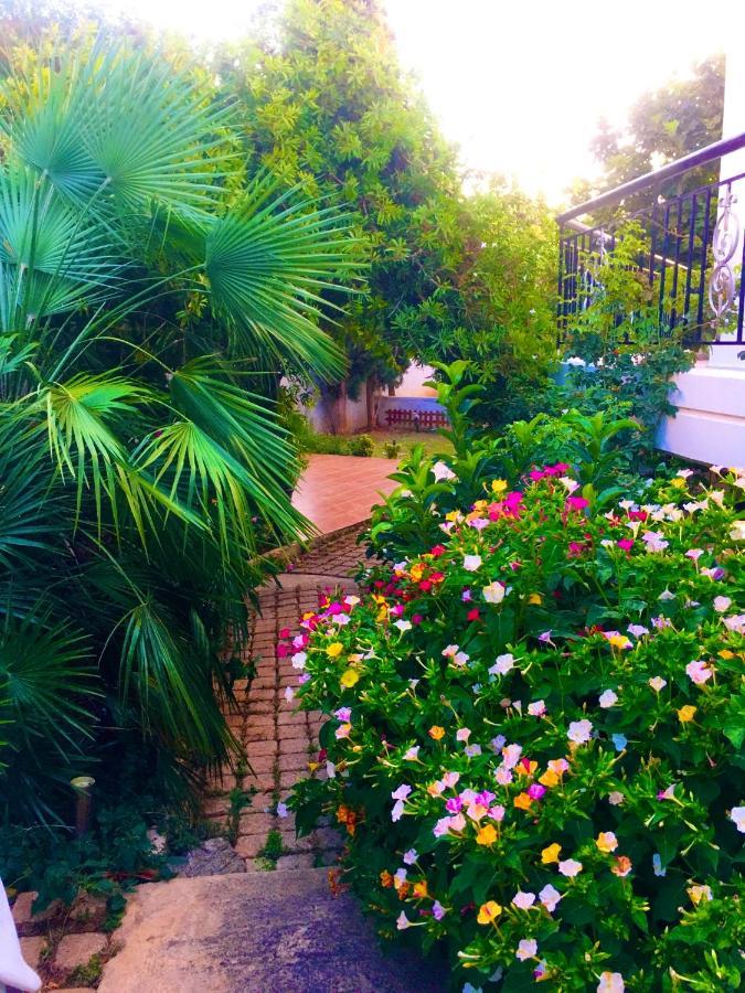 Madison Hall,Near The Athens Airport สปาตา ภายนอก รูปภาพ
