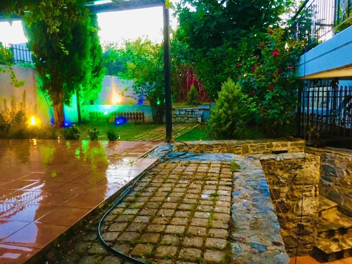 Madison Hall,Near The Athens Airport สปาตา ภายนอก รูปภาพ